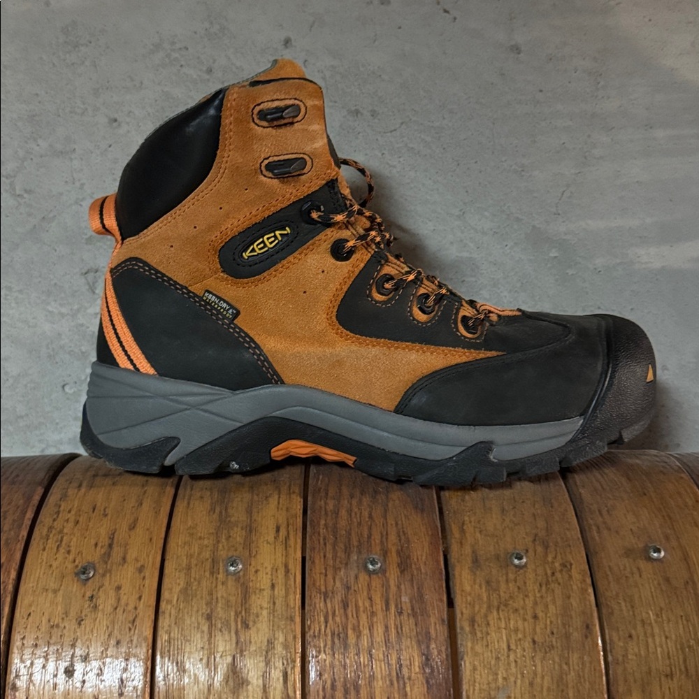 Keen Rainer Mid Composite Toe Work Boots EUC 10.5 - Picture 3 of 9